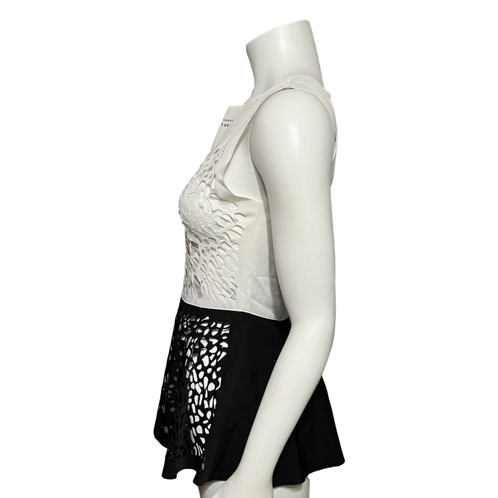 SOLD❌❌❌ Azalea Black White Colorblock Cutout Peplum Sleeveless Blouse Sz-Small - Picture 2 of 9